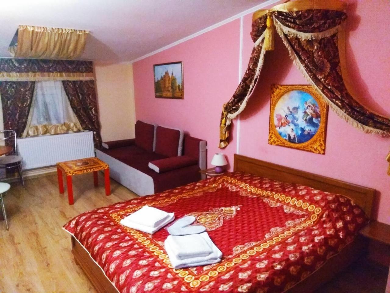 Old Castle Hotel